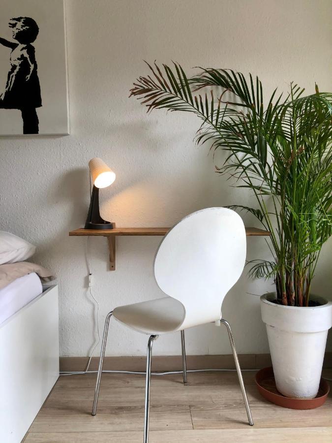 Cool & Central 2 Bedroom In Heart Of Eaux-Vives Женева Экстерьер фото
